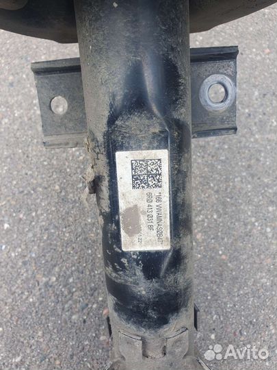 Поворотный кулак перед правой volkswagen polo 6