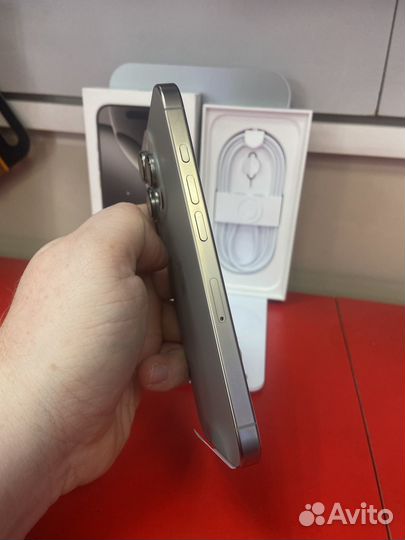 iPhone 16 Pro, 128 ГБ