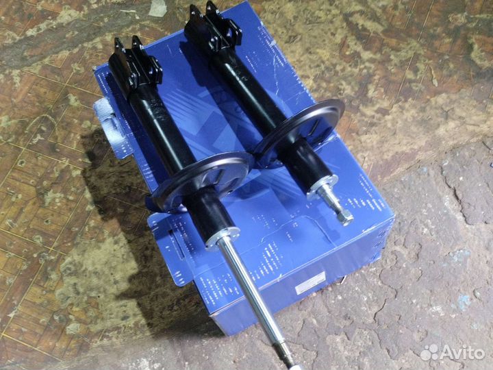 Стойки амортизаторные иж-ода 2126-2717