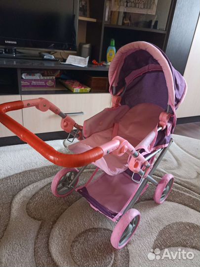 Кукольная коляска для куклы