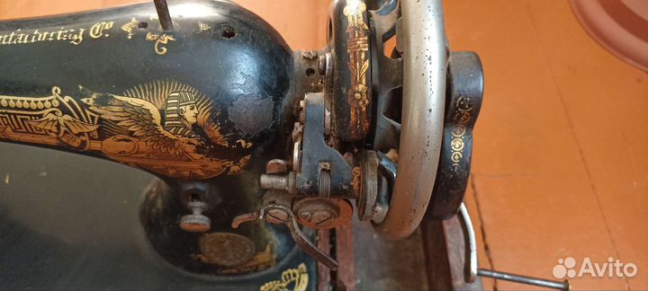 Швейная машинка Singer