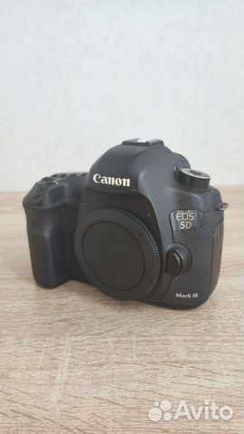 Canon eos 5D mark iii body