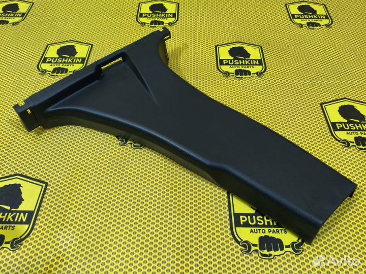 Обшивка стойки центральной нижняя левая Renault