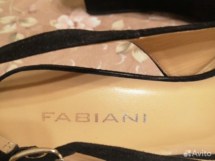 Босоножки женские замшевые Fabiani 39р