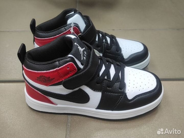 Кроссовки nike air jordan детские