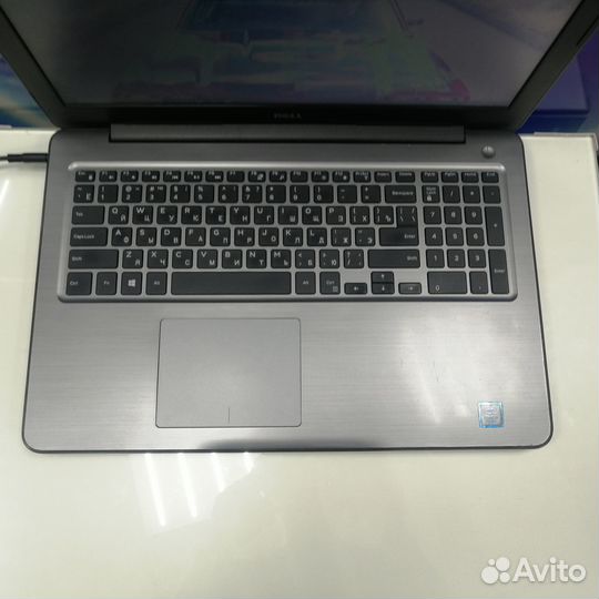 Dell i5-7200U/16GB/240gbssd/amdradeonr7M445(4GB)