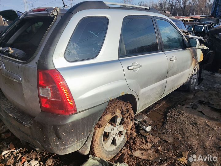 Авторазбор kia Sportage 2 Киа спортэдж 2 2.0 МКПП