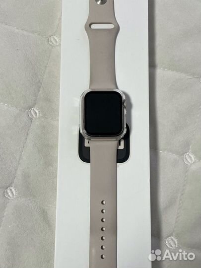 Часы Apple Watch SE 40 mm 2022