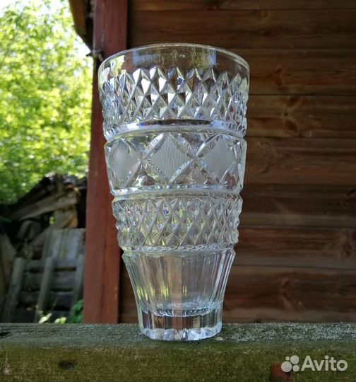 Ваза хрустальная