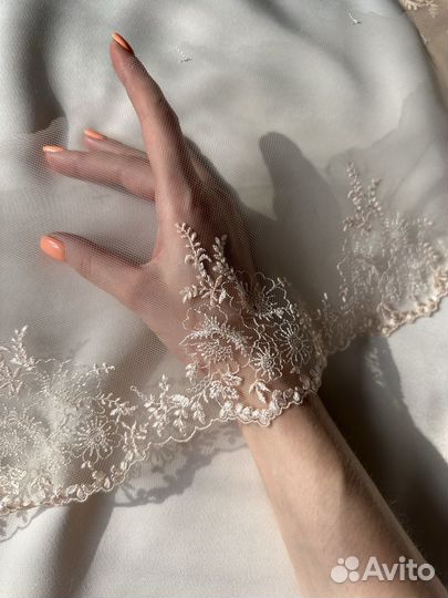 Отрезы кружева пакетом