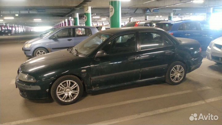 Mitsubishi Carisma 1.8 AT, 2001, 220 000 км