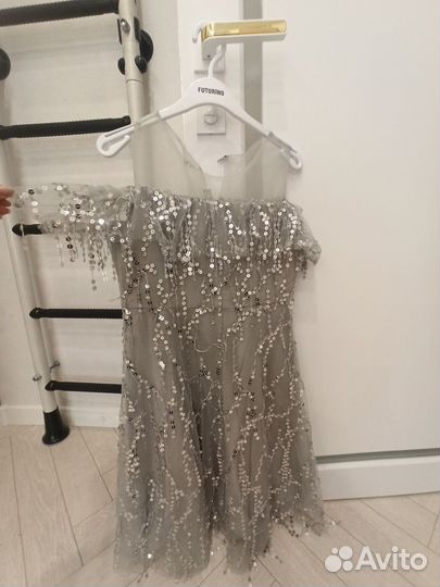 Платье на девочку рост 140