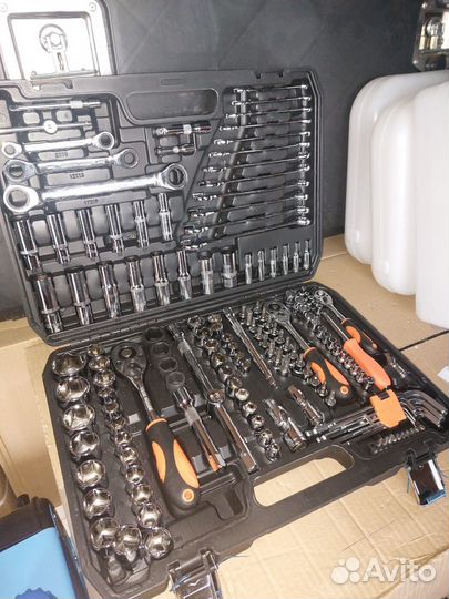 Набор инструментов 151 предмет