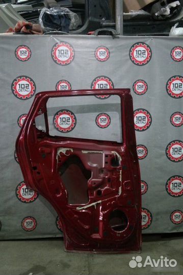 Дверь задняя левая Nissan Juke F15