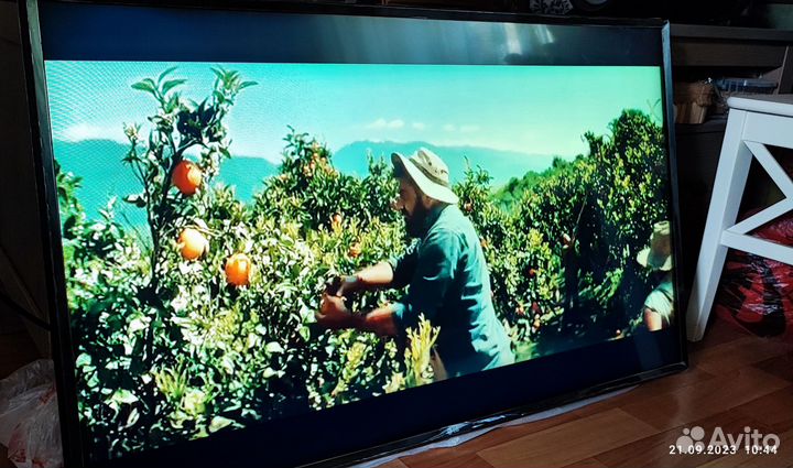 Смарт телевизор LG