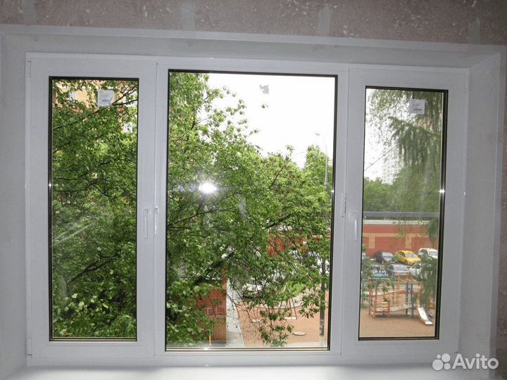 Окно пластиковое