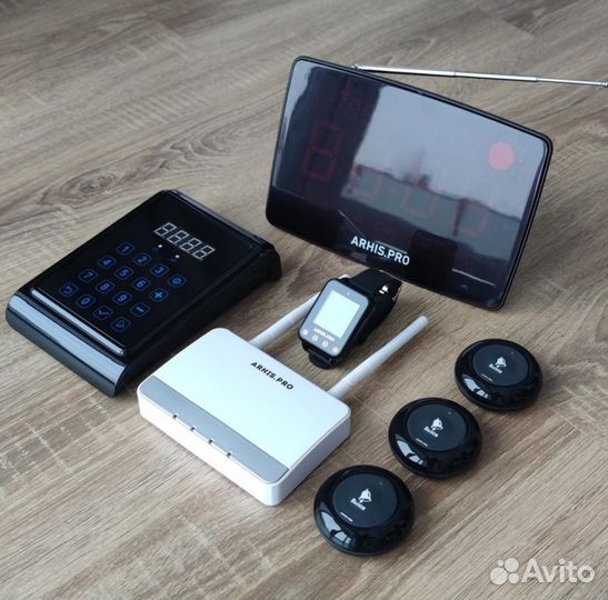 Кнопка вызова официанта,часы, табло, пульт, репите