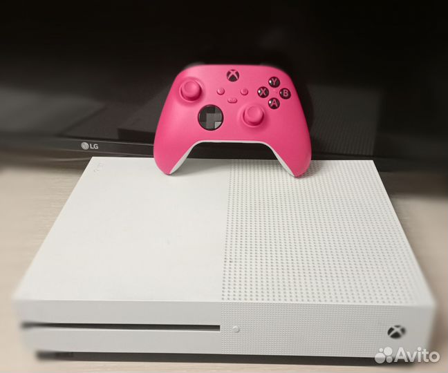 Xbox One s
