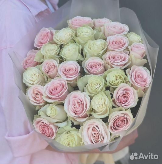 Букет из 25 роз с доставкой