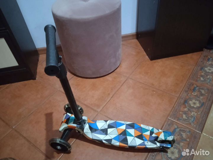 Самокат детский трехколесный новый