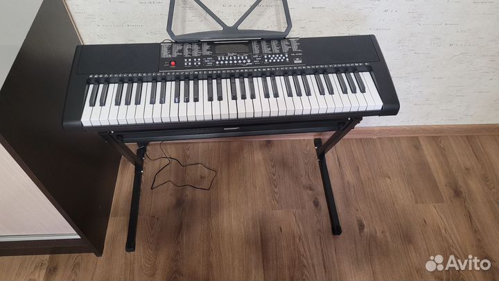 Синтезатор Tesler KB-6150