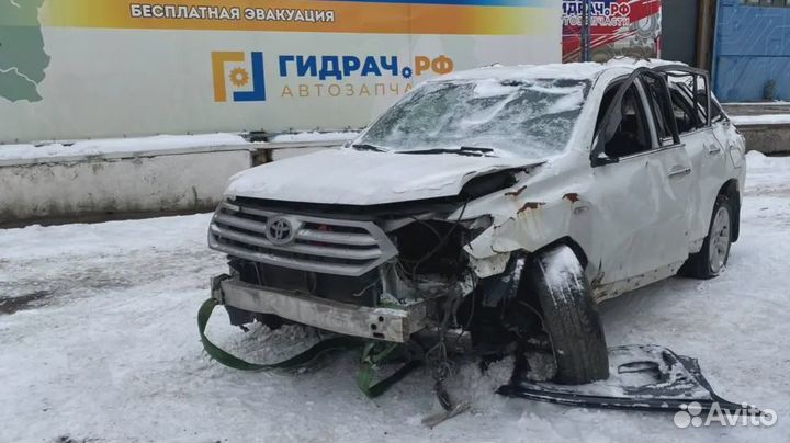 Замок двери задней левой Toyota Highlander 2 (XU40