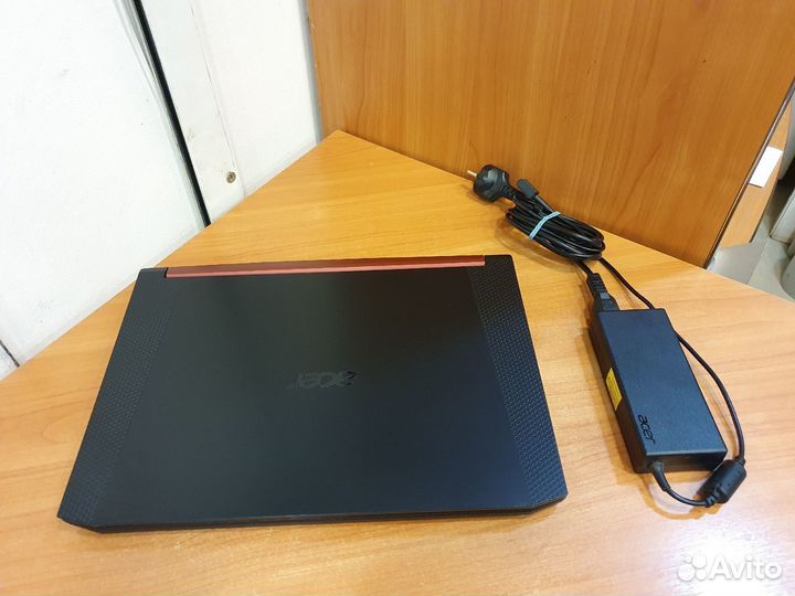 Acer Nitro 5 AN515-54-50UW