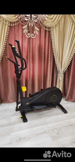 Эллиптический тренажер