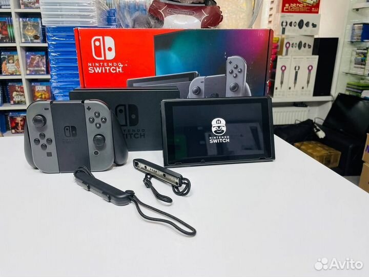 Nintendo Switch 32Gb + 128Gb MicroSD + 23 Игры