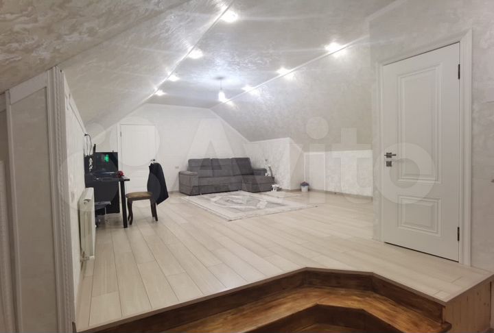 Дом 160 м² на участке 1 сот.