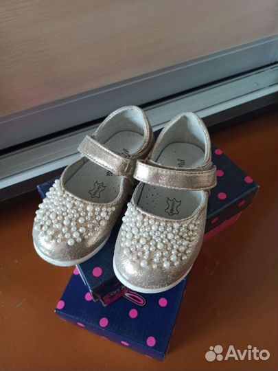 Туфли на девочку