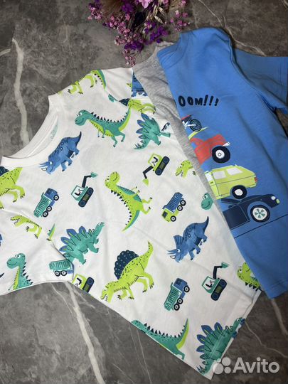 Набор футболок c&a