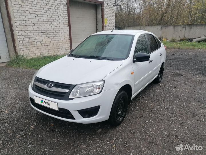 LADA Granta 1.6 МТ, 2017, 65 116 км