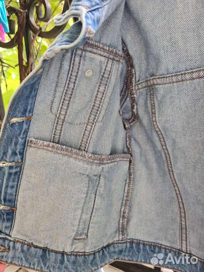 Джинсовая куртка для девочки