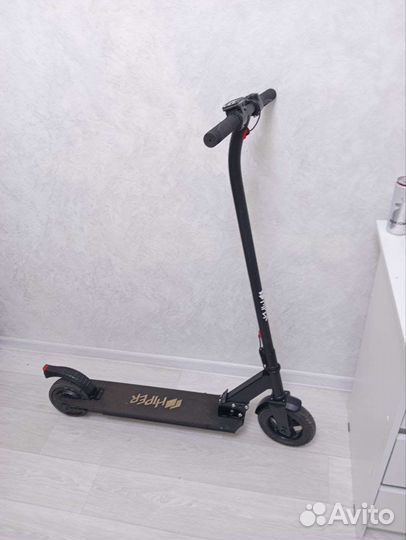 Электросамокат hiper vx690