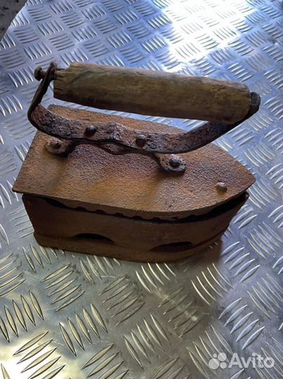 Старый утюг