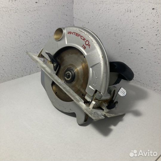 Дисковая пила Интерскол дп-210/1900М