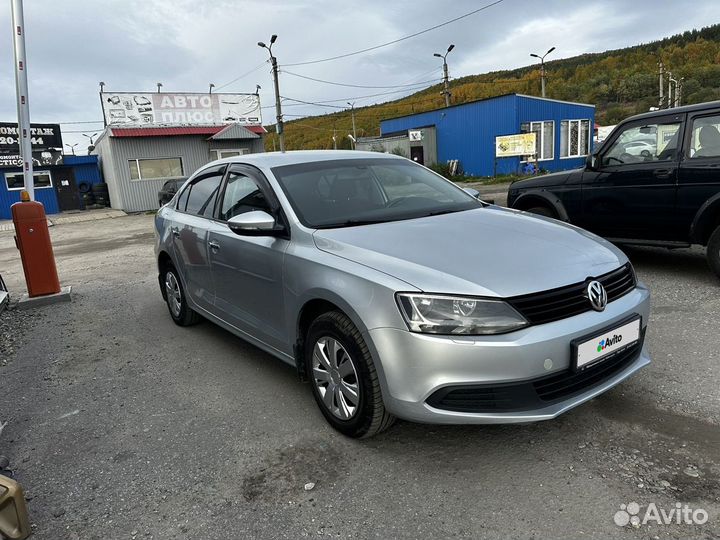 Volkswagen Jetta 1.6 AT, 2013, 143 000 км