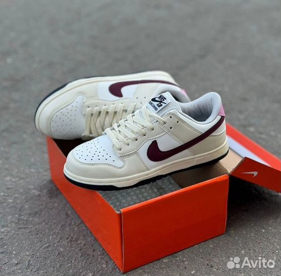 Кроссовки Nike SB dunk low pro