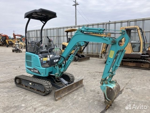 Мини-экскаватор Kobelco SK17SR, 2015
