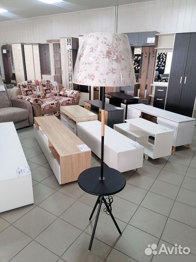 Торшер напольный с абажуром цветы