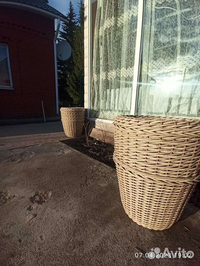Комплект Кашпо из искусственного ротанга