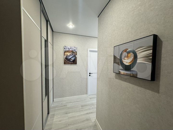 2-к. квартира, 54 м², 4/12 эт.