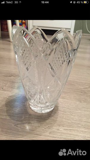 Хрустальная ваза