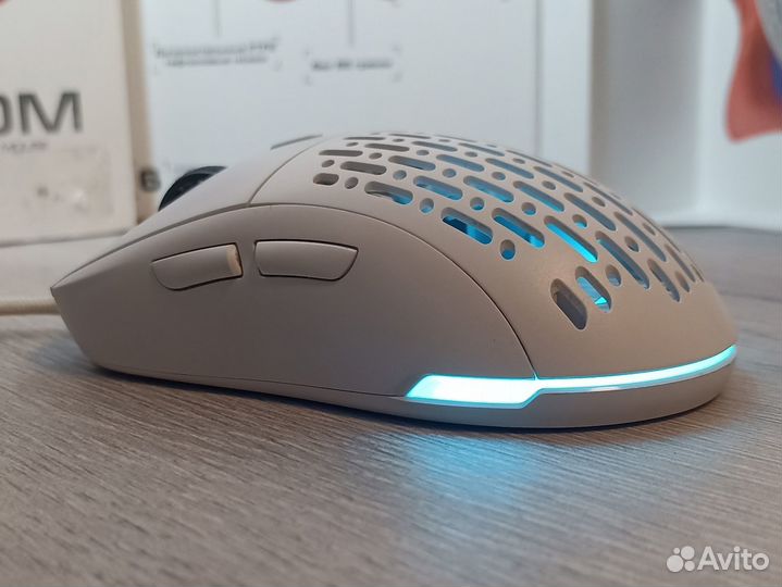Мышь игровая ZET gaming Phantom белый