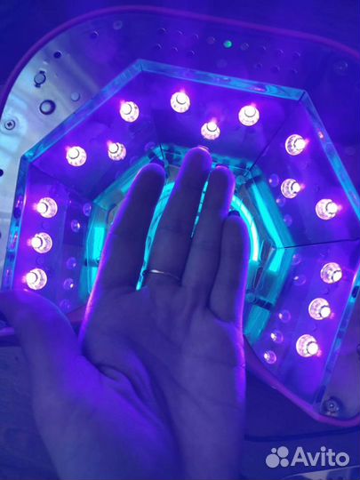 Лампа для ногтей