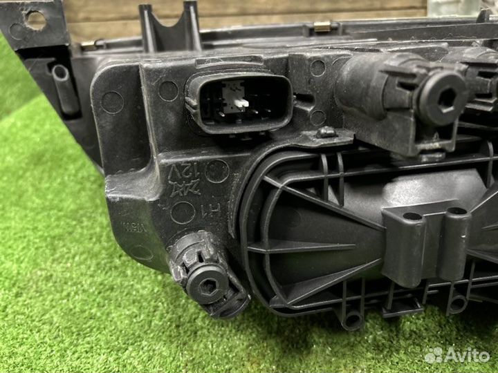 Фара передняя левая Mazda 6 GG 2002-2008