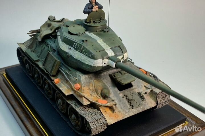 Модель танка т 34 в масштабе 1/35