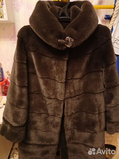 Шуба Bengala из эко меха под норку с капюшоном