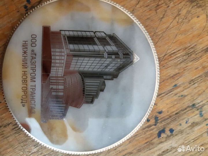 Медаль из натурального камня